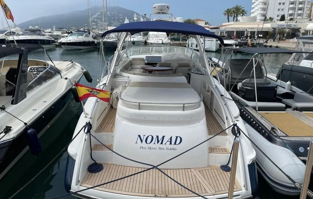 Rent a 12.25m Motor Yacht Windy Bora 40 in Santa Eularia des Riu