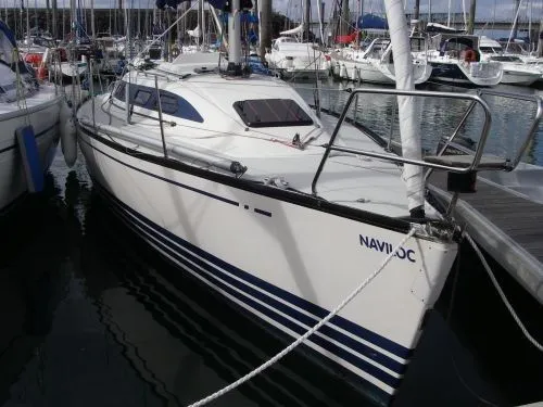 Charter a 10.31m Boat in Saint Malo