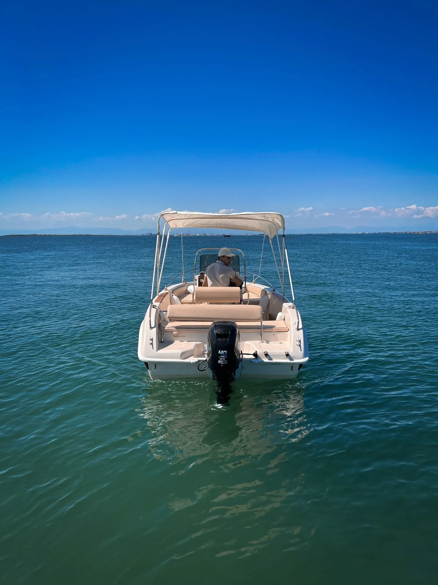 Voyage 18 Charter Boat