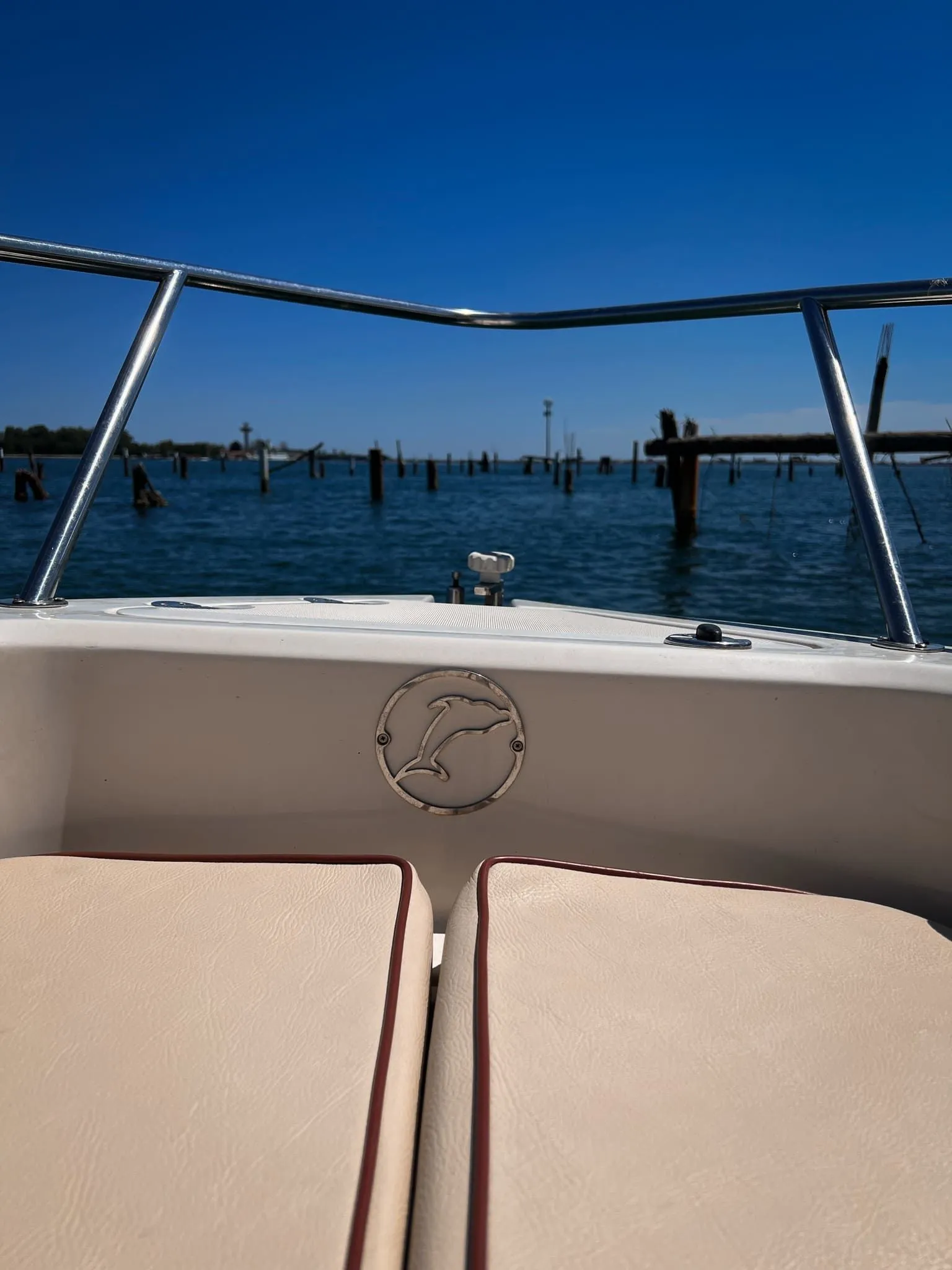 Voyage 18 Charter Boat