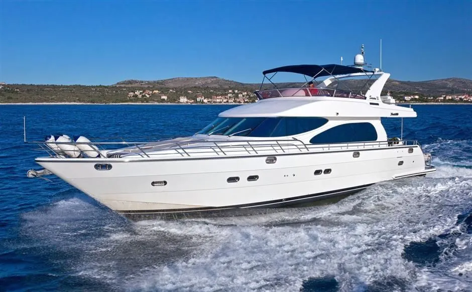 Rent a 23.1m Motor Yacht in Marmaris