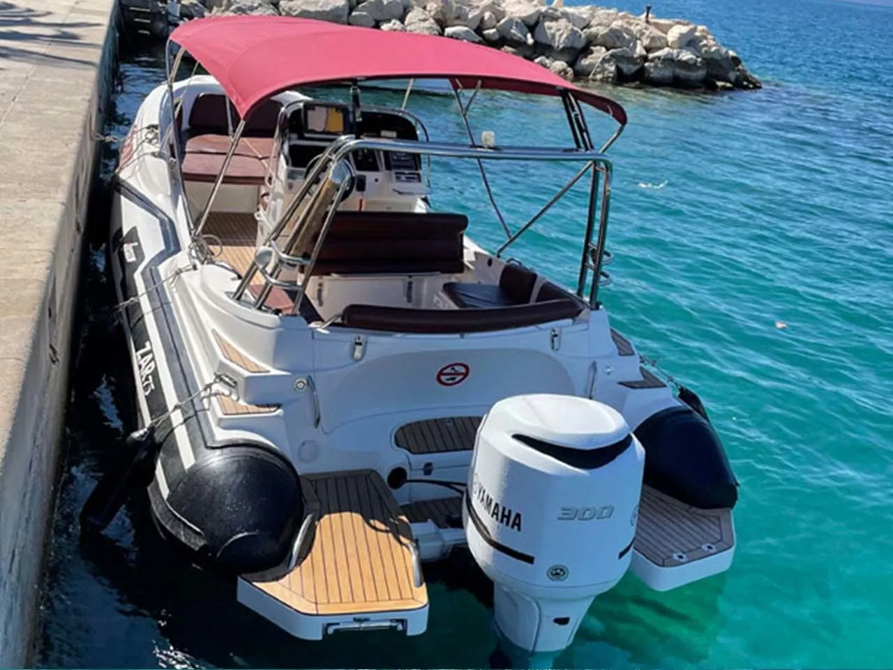 No Name Charter Boat