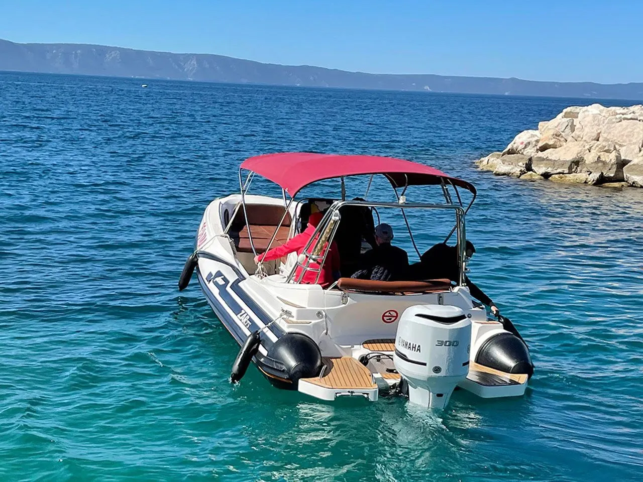 Rent a 7.5m Zar 75 in Makarska