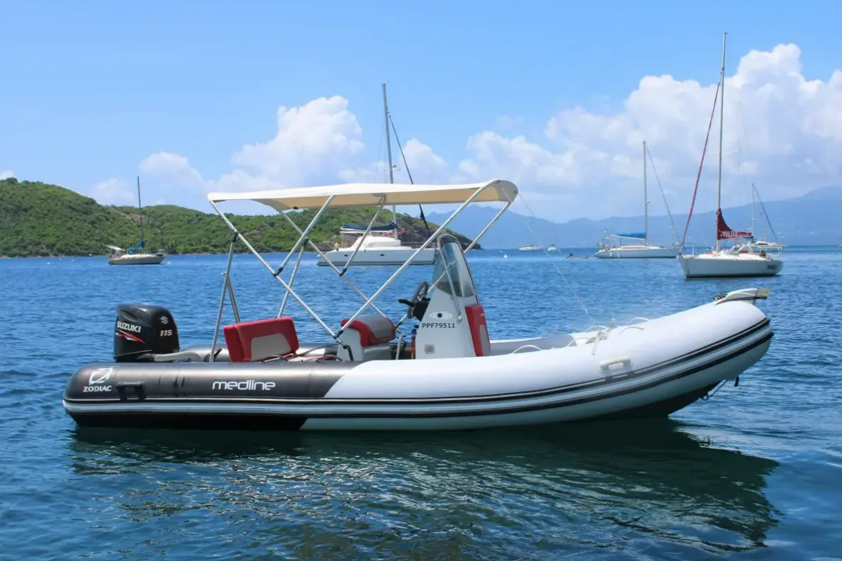 Sainte-Rose 5.8m Kiralık Motorlu Tekne