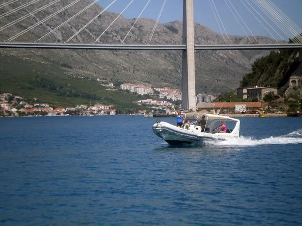 Explore Dubrovnik on a 7.3m Rental Boat